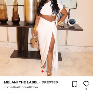 Melani The Label Size Large